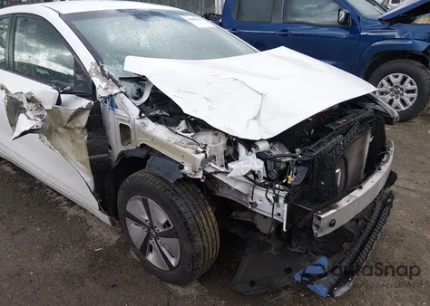 2019 Hyundai Ioniq Hybrid Blue z USA, uszkodzony, nr VIN KMHC65LCXKU174583